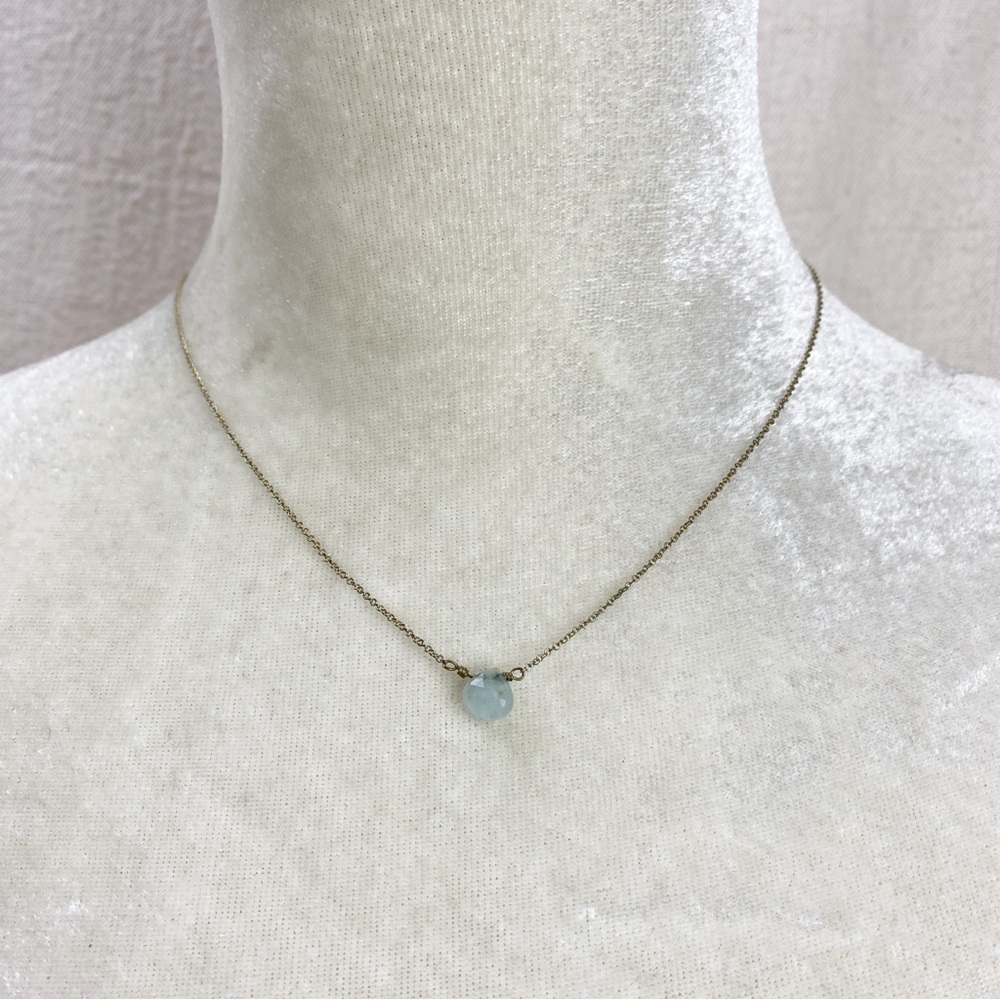 Luna Norte dainty Necklace with gemstone Pendant